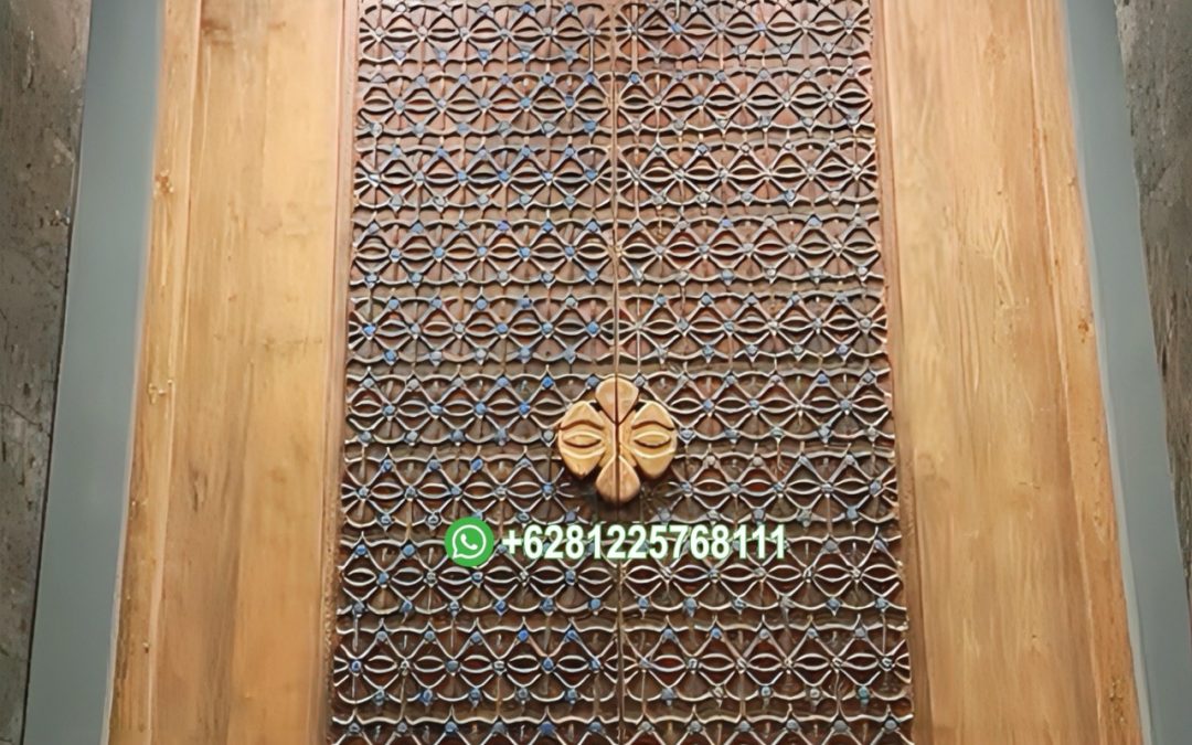 Pintu Depan Double Rumah Klasik Mewah Kayu Jati Asli Tua Ukir Jepara